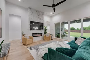 418 Whispering Wy, Red Oak, TX 75154 - Photo 11