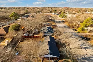 1207 Pebble St, Bowie, TX 76230 - Photo 23