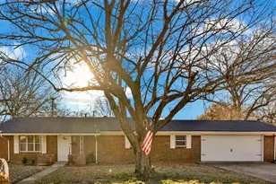 1207 Pebble St, Bowie, TX 76230 - Photo 1