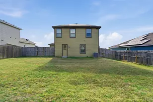 1321 Eagle Lake Dr, Azle, TX 76020 - Photo 29