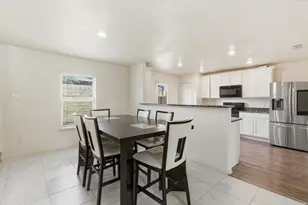 1321 Eagle Lake Dr, Azle, TX 76020 - Photo 21