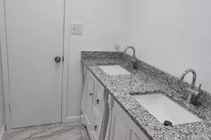 7000 Bentley Ave, Fort Worth, TX 76137 - Photo 17