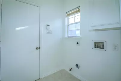 504 Renfro Court, Irving, TX 75063 - Photo 21