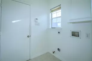 504 Renfro Ct, Irving, TX 75063 - Photo 21