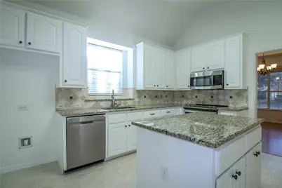 504 Renfro Court, Irving, TX 75063 - Photo 7