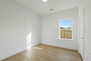 2219 Hooper St, Dallas, TX 75215 - Photo 17