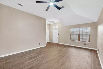 6721 Waterlilly Drive, Arlington, TX 76002 - Photo 5