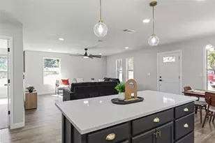 1703 Daniel Dr, Arlington, TX 76010 - Photo 5