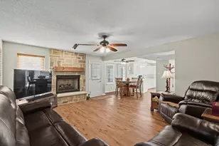 2421 Warwick Ave, Flower Mound, TX 75028 - Photo 3