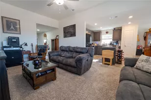 10901 Copper Hills Ln, Fort Worth, TX 76108 - Photo 11