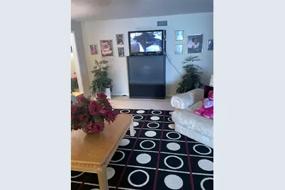 1910 Southside Terrace Drive, Dallas, TX 75232 - Photo 7