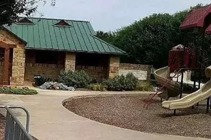 1001 Golden Bear Ln, McKinney, TX 75072 - Photo 25