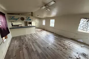 8864 Mid Haven Cir, Granbury, TX 76048 - Photo 5