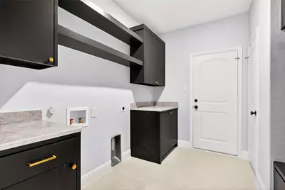 1402 Strickland Street, Dallas, TX 75216 - Photo 11