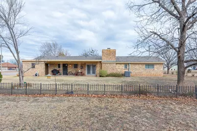 476 Scott Street, Tye, TX 79563 - Photo 23