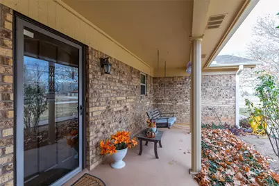 476 Scott Street, Tye, TX 79563 - Photo 3