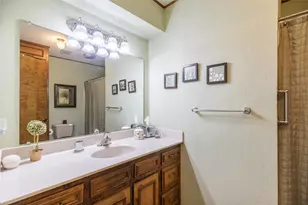 476 Scott St, Tye, TX 79563 - Photo 13