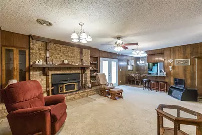 476 Scott Street, Tye, TX 79563 - Photo 5