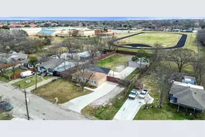 1912 Rayburn Avenue, Mesquite, TX 75149 - Photo 5