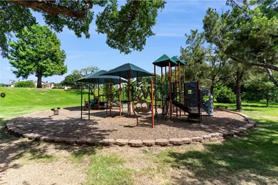 2945 Country Place Circle, Carrollton, TX 75006 - Photo 25