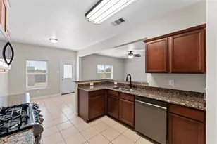 504 Riverbed Dr, Crowley, TX 76036 - Photo 11