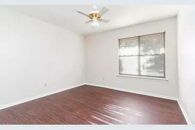 2945 Country Place Circle, Carrollton, TX 75006 - Photo 17