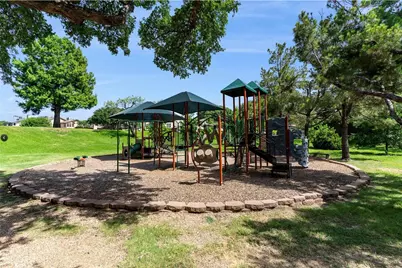 2920 Shady Lake Circle, Carrollton, TX 75006 - Photo 33