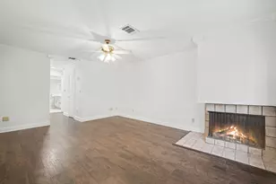 2920 Shady Lake Cir, Carrollton, TX 75006 - Photo 21