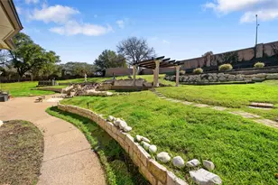 6132 Terrace Oaks Ln, Fort Worth, TX 76112 - Photo 37