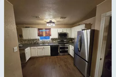 5843 Blonde Canyon, San Antonio, TX 78252 - Photo 7