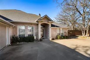 4606 Stoney Creek Ct, Granbury, TX 76049 - Photo 5