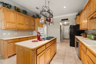 4606 Stoney Creek Ct, Granbury, TX 76049 - Photo 13