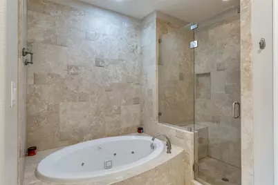 6333 Richmond #D, Dallas, TX 75214 - Photo 13