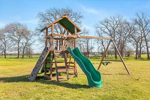 939 Graham Grove Rd, Collinsville, TX 76233 - Photo 35