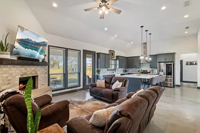 939 Graham Grove Road, Collinsville, TX 76233 - Photo 13