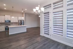 4311 Fall Blossom Dr, Arlington, TX 76005 - Photo 7