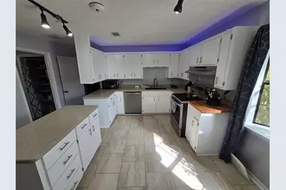 1014 W Wildwood Drive, Warren, TX 77663 - Photo 7