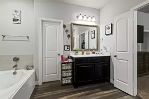 105 Melody Wy, Red Oak, TX 75154 - Photo 21