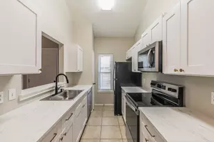 610 Canterbury St, Euless, TX 76039 - Photo 15