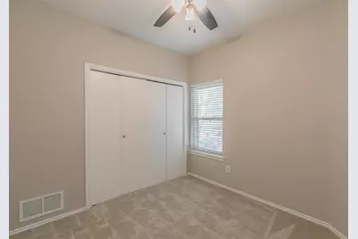 610 Canterbury Street, Euless, TX 76039 - Photo 19