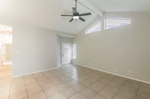 610 Canterbury St, Euless, TX 76039 - Photo 11