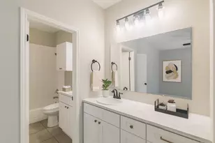 610 Canterbury St, Euless, TX 76039 - Photo 3