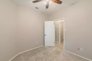 610 Canterbury St, Euless, TX 76039 - Photo 21