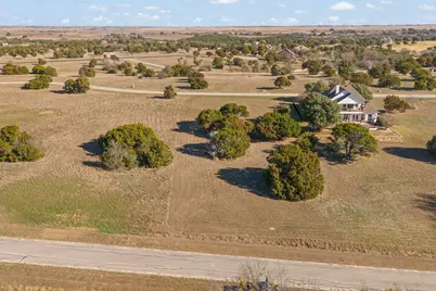 7420 S Aberdeen Drive, Cleburne, TX 76033 - Photo 11
