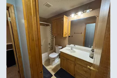 705 E James Street, Wills Point, TX 75169 - Photo 15