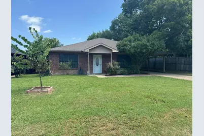 705 E James Street, Wills Point, TX 75169 - Photo 1