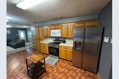 705 E James Street, Wills Point, TX 75169 - Photo 11