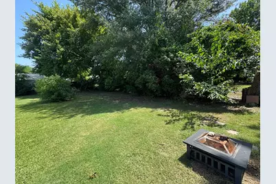 705 E James Street, Wills Point, TX 75169 - Photo 7