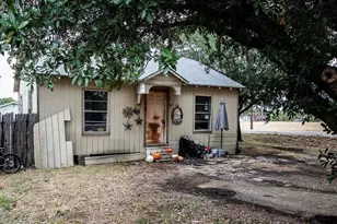 312 E Main St, Celina, TX 75009 - Photo 3