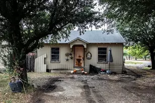 312 E Main St, Celina, TX 75009 - Photo 1